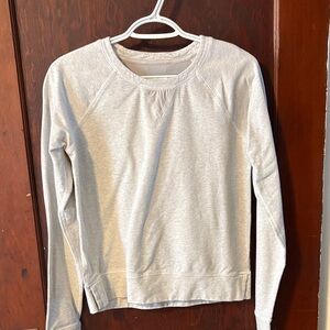Lululemon Women's Gray Long Sleeve Cropped Top